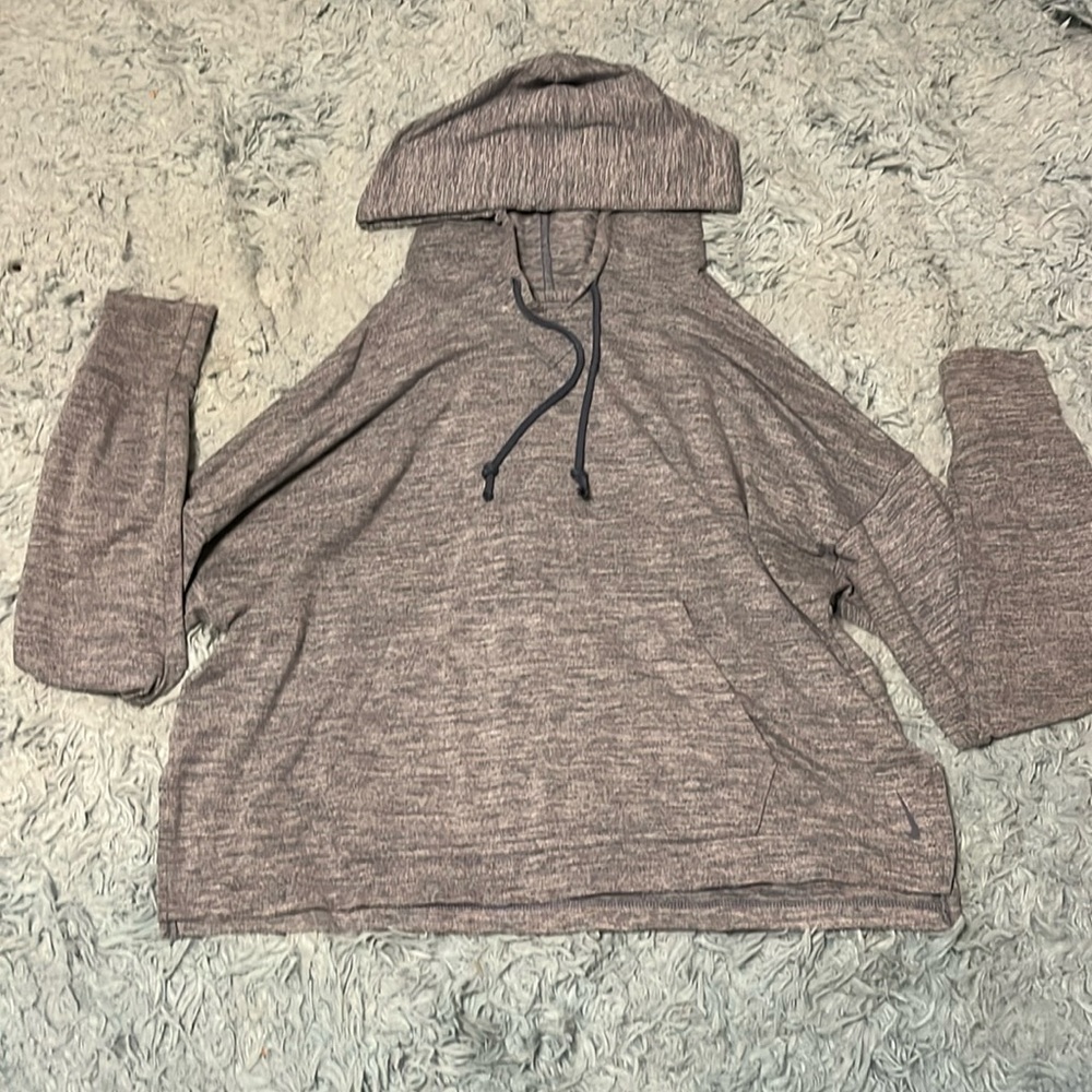 Nike dry-fit shirt with hood and pockets
